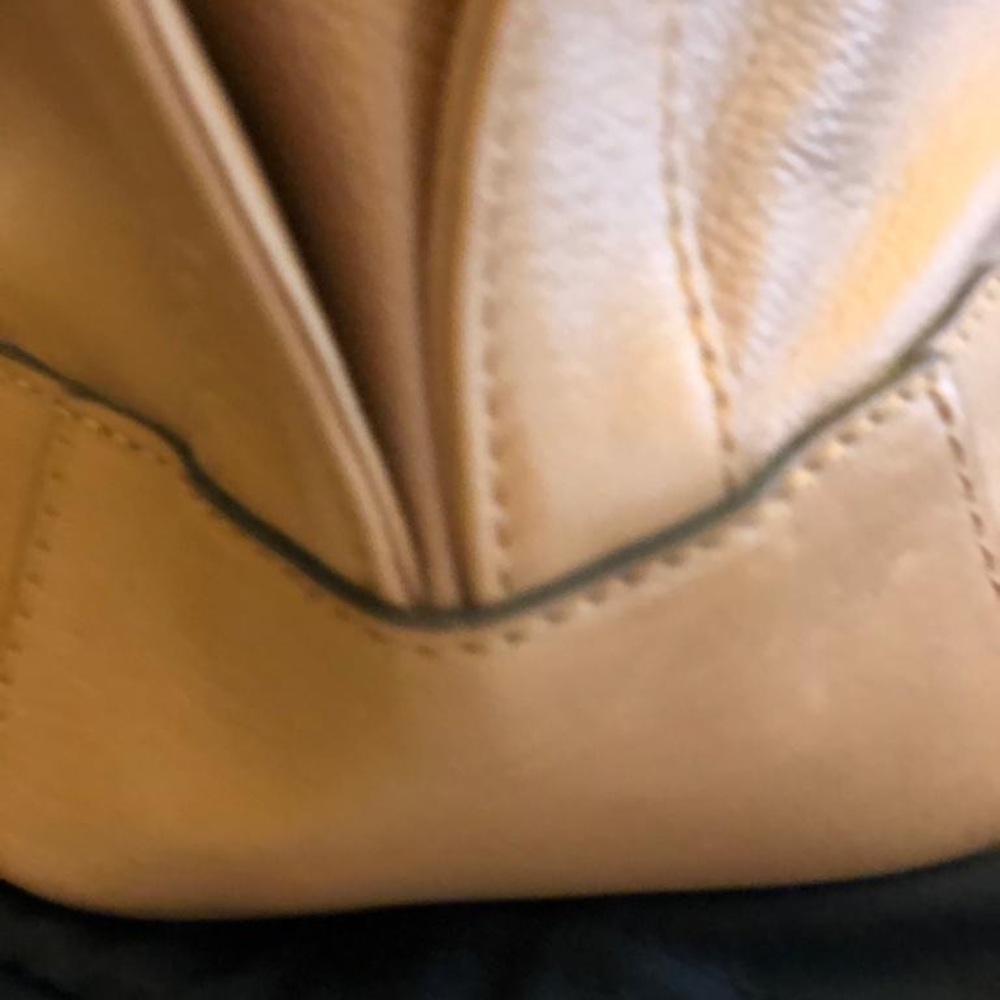 Modalu Handbag - Picture 5 of 12